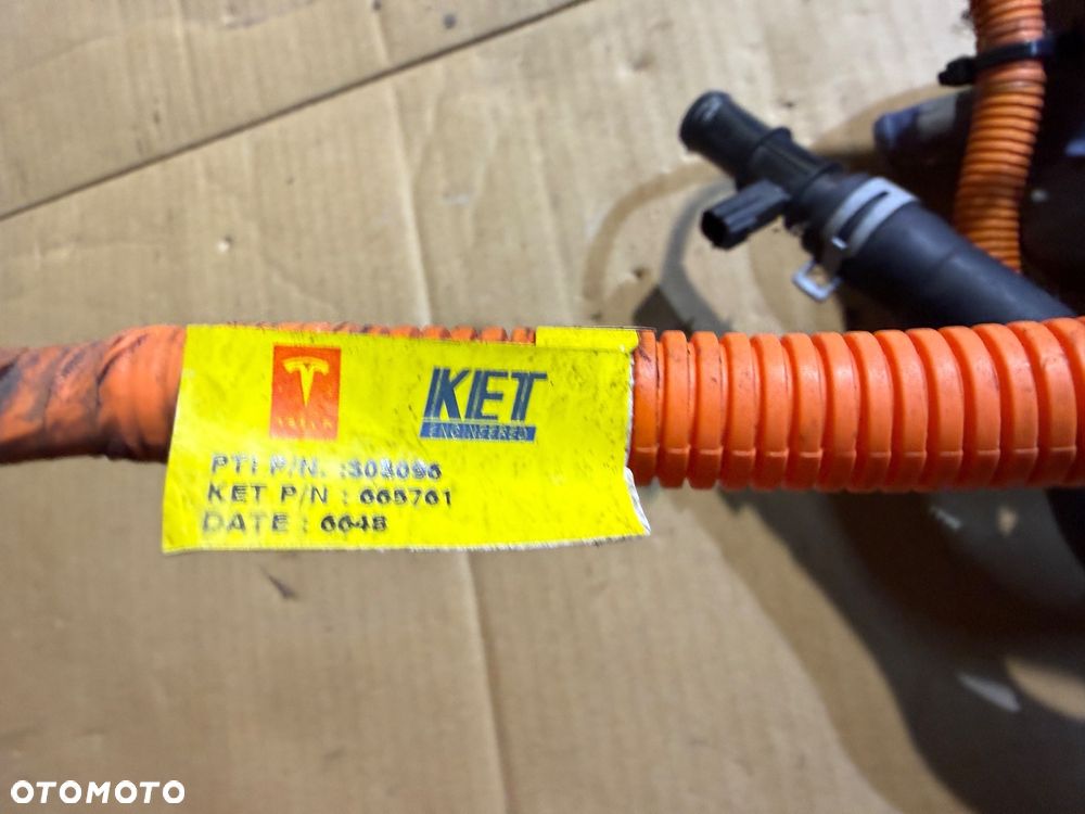 Grzałka, podgrzewacz baterii Tesla Model S Nr. 1028689-00-B. - 4