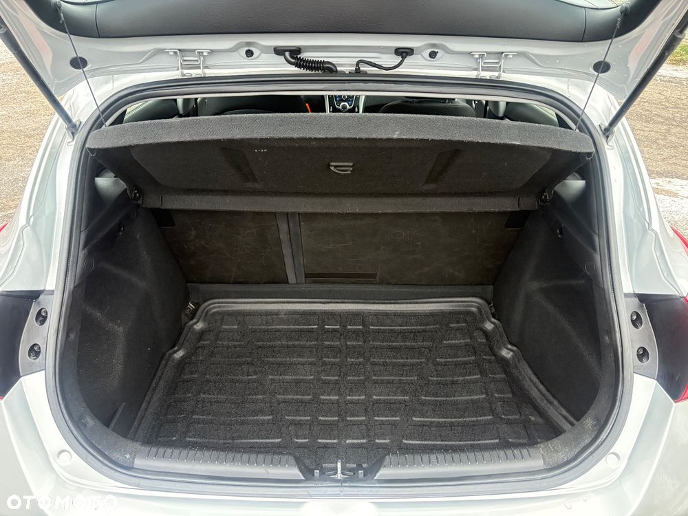 Hyundai i30 i30cw 1.6 CRDi Intro Edition - 18