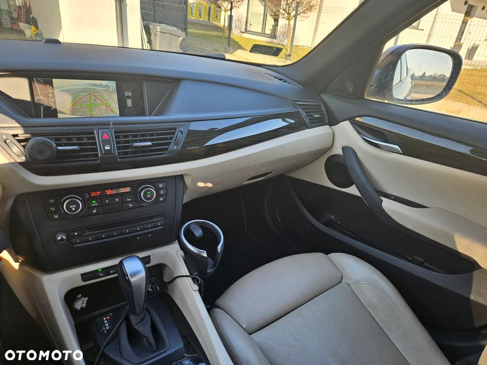 BMW X1 xDrive20d - 21