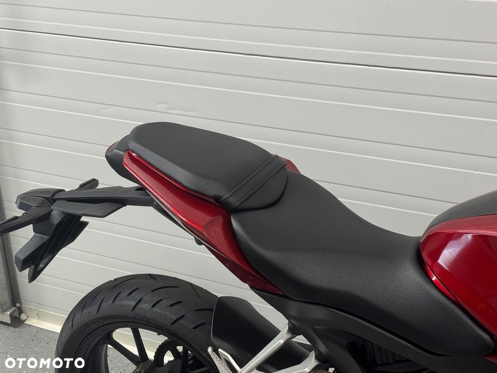 Honda CB - 8