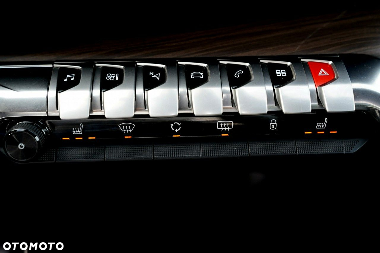Peugeot 5008 - 28
