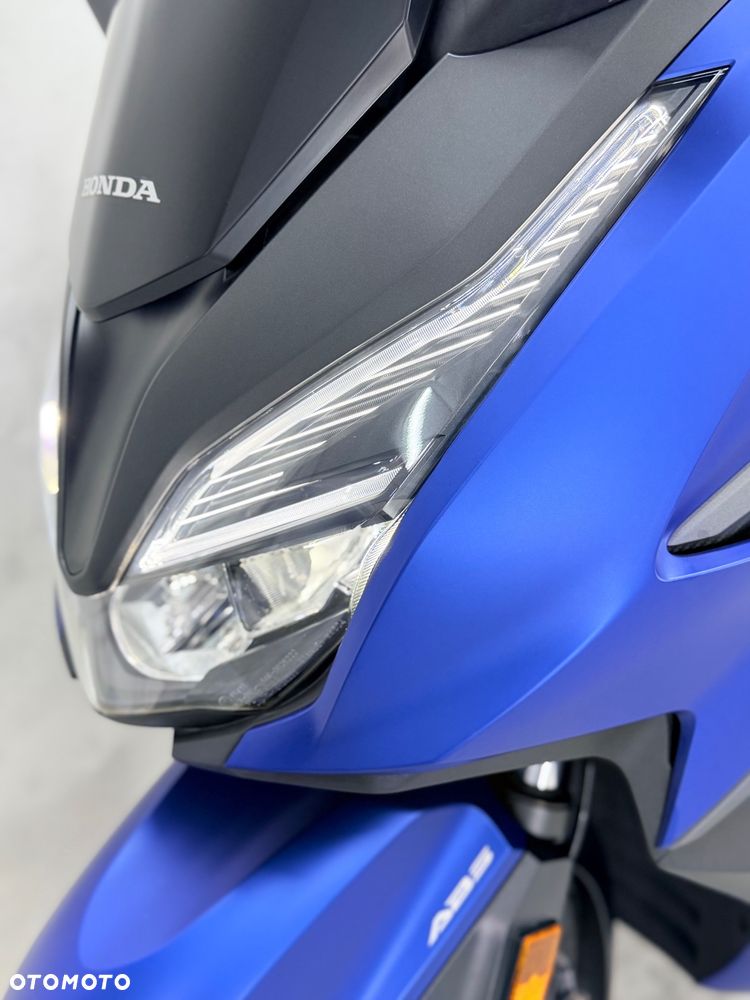 Honda NSS - 19