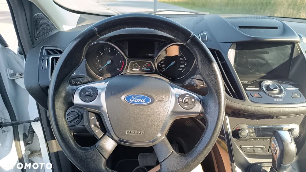 Ford Kuga - 27