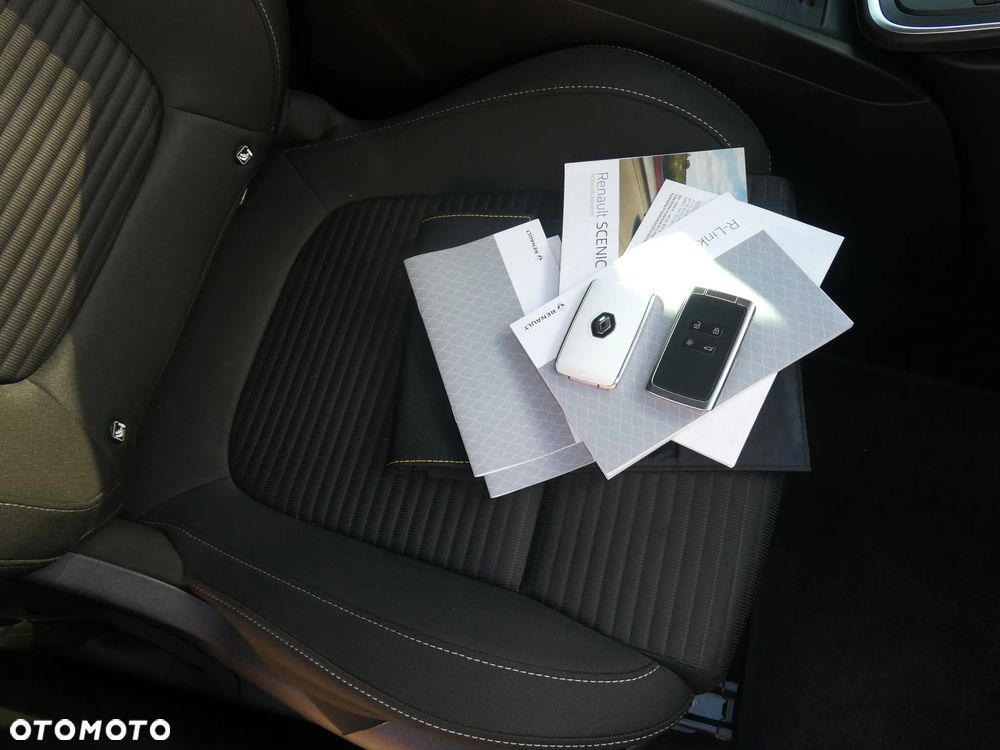 Renault Scenic - 17