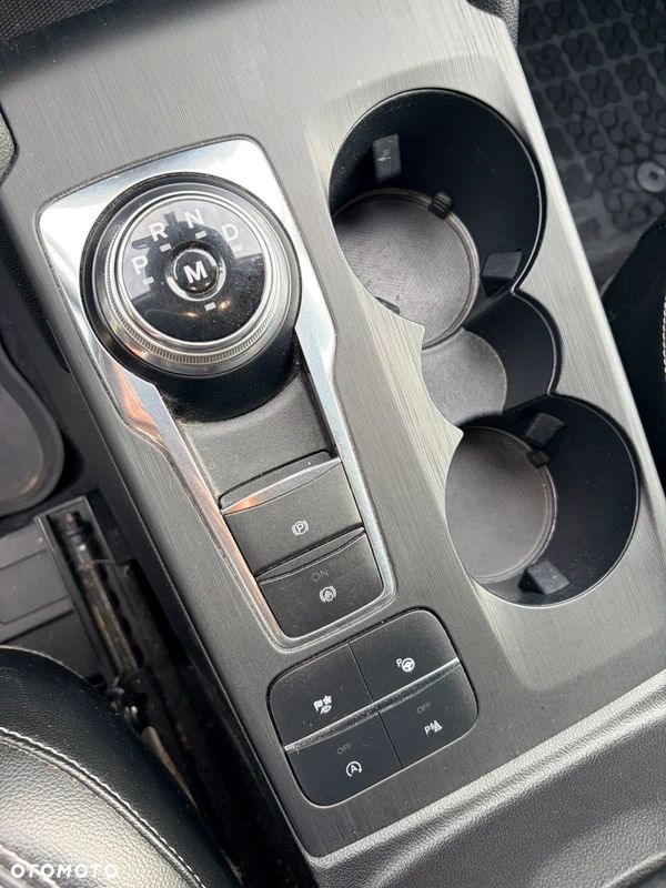 Ford Escape - 12