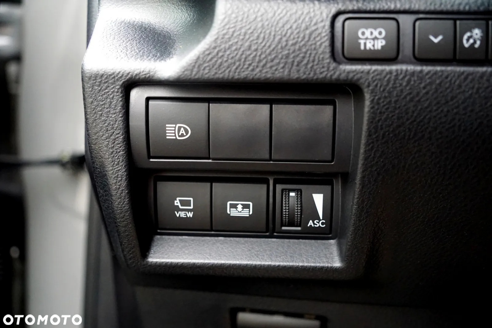 Lexus Inny - 26