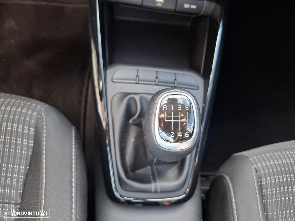 Kia Stonic 1.0 T-GDI Drive - 18