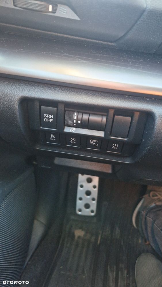 Subaru XV 1.6i Exclusive (EyeSight) Lineartronic - 13