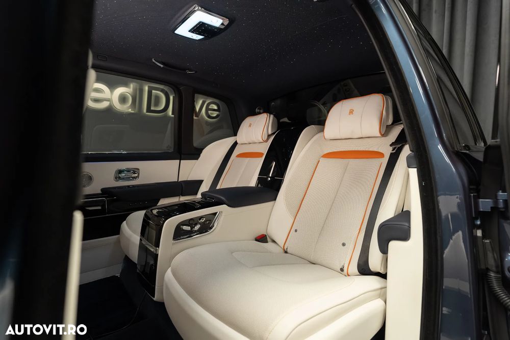 Rolls-Royce Cullinan Standard - 29