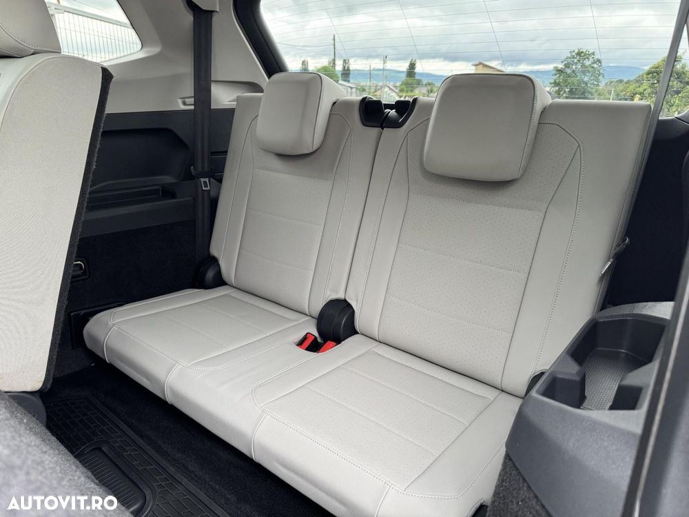 Volkswagen Tiguan - 25