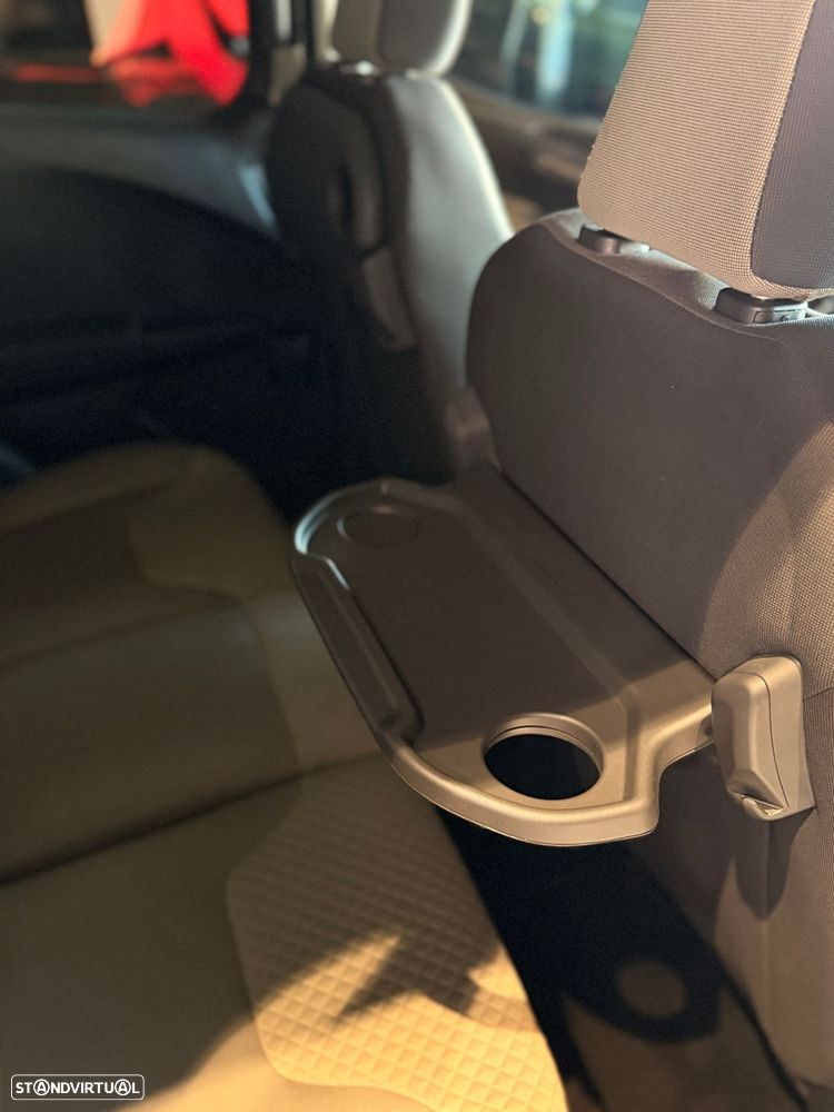 Ford Tourneo Courier 1.0 EcoBoost Titanium - 39