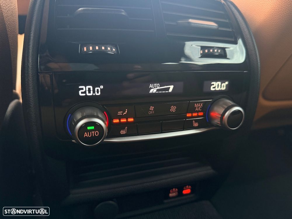 BMW 530 e Pack Desportivo M - 48