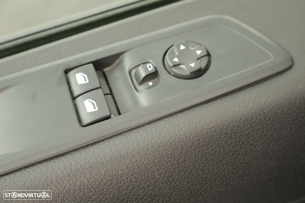 Opel vivaro 1.5 cdti l3h1 - 19