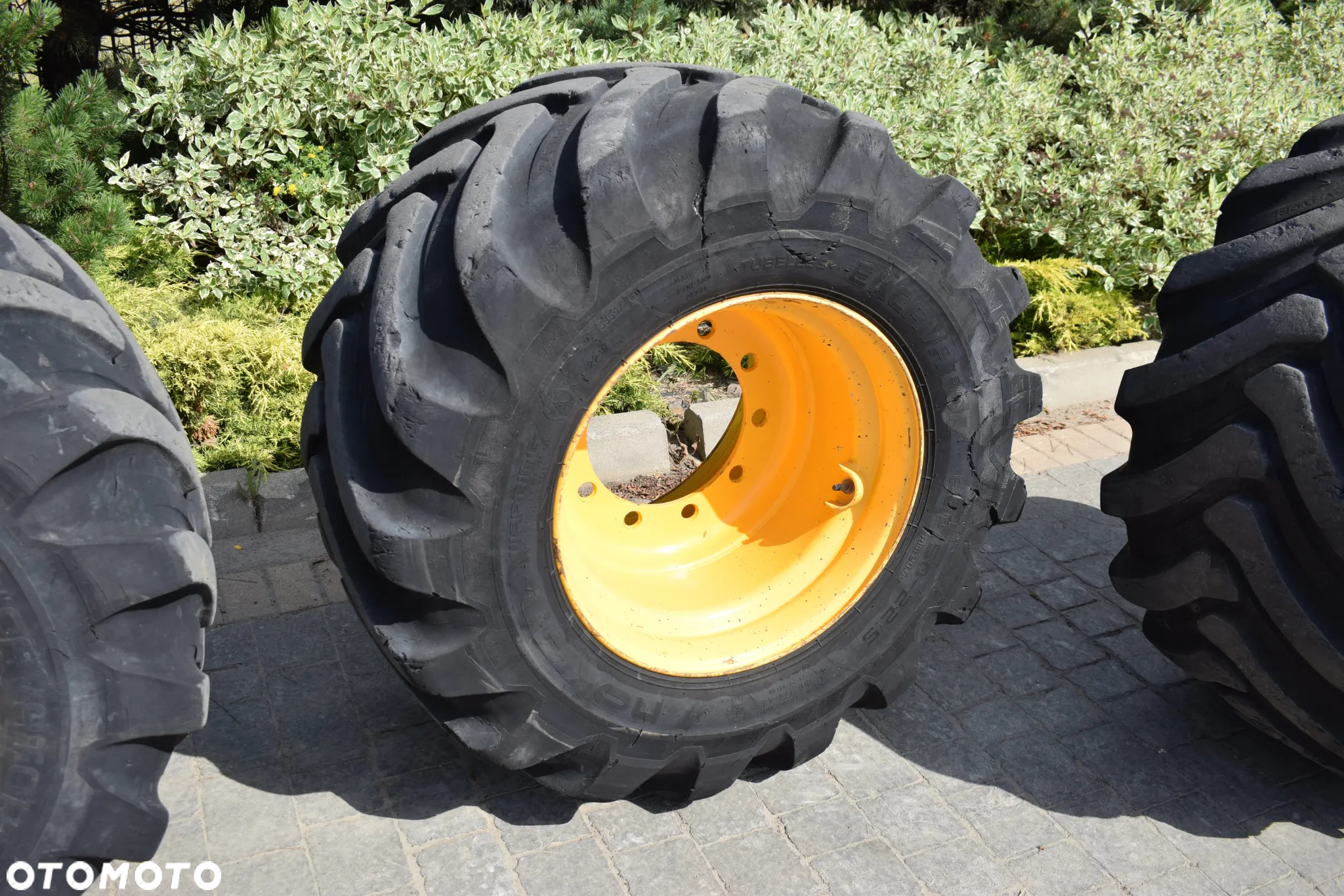 Koła R22.5 Nokian 600/50- 22.5 do koparki opony balony 24 płótna - 17