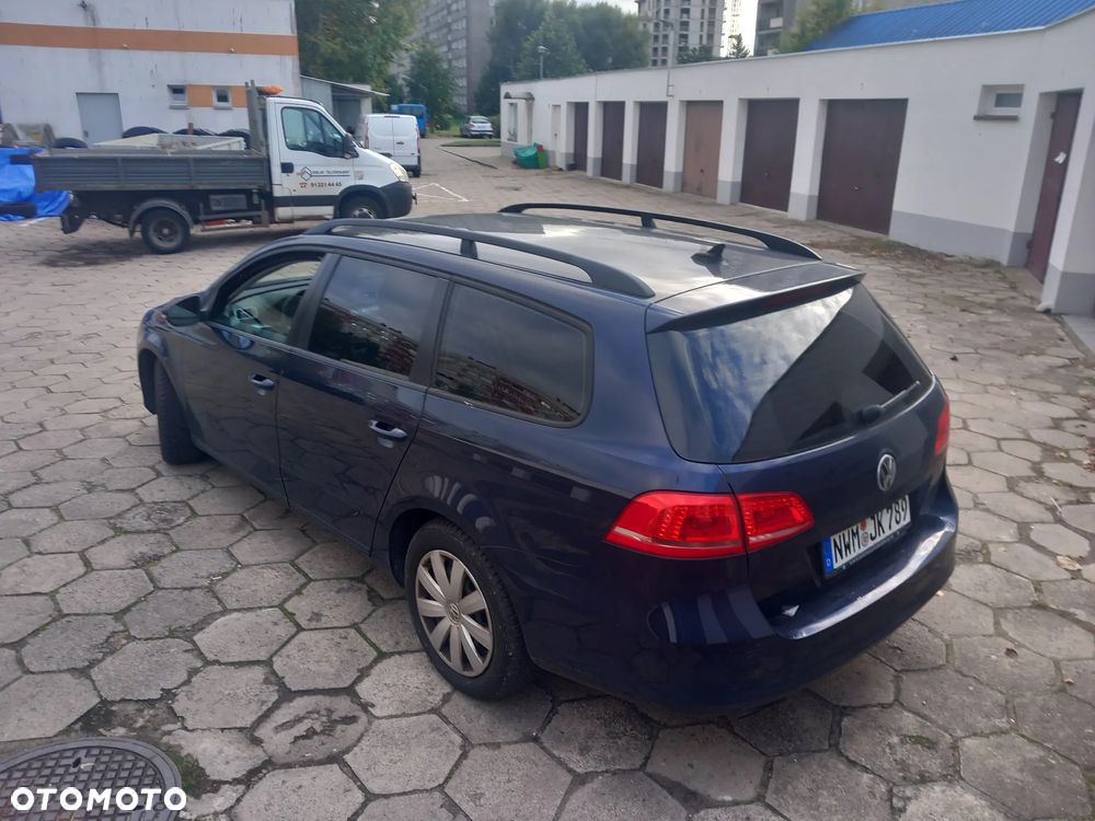 Volkswagen Passat Variant 2.0 Blue TDI SCR Comfortline - 10