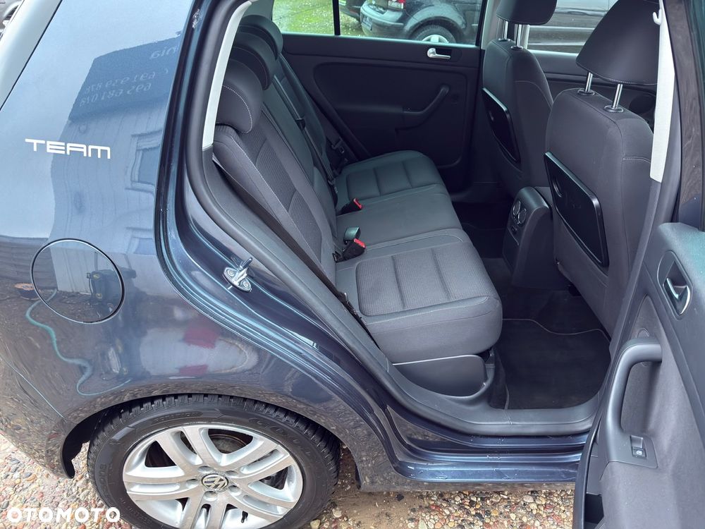 Volkswagen Golf Plus 1.6 TDI BlueMot Comfortline - 24