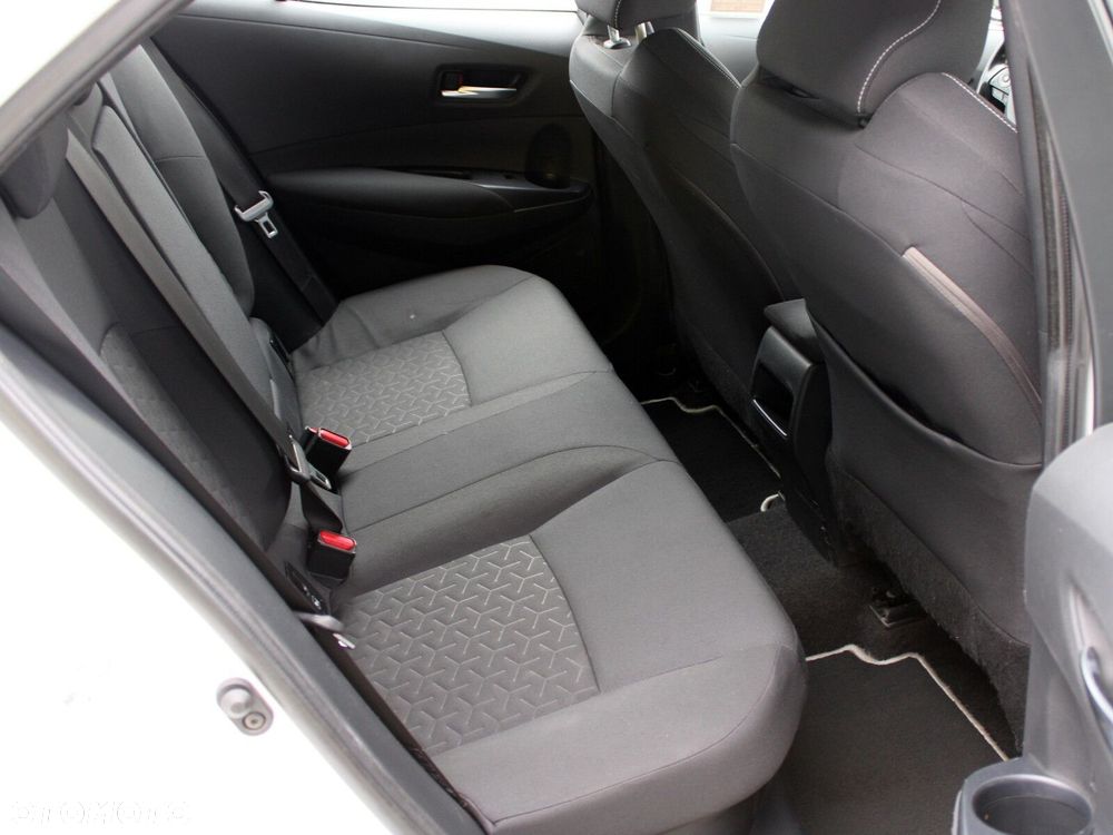 Toyota Corolla 1.8 Hybrid Comfort - 14