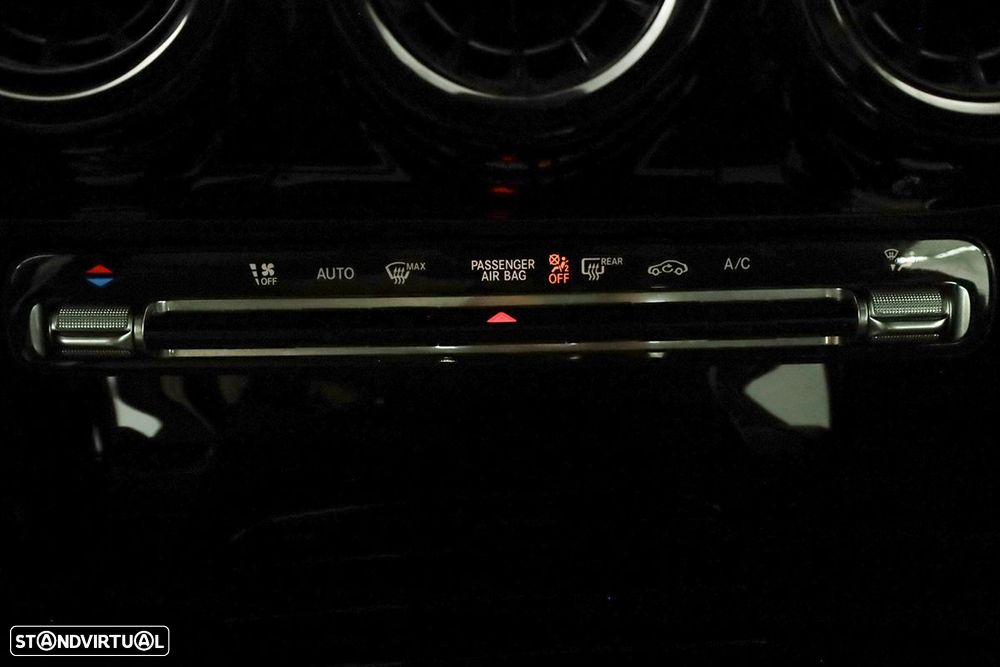 Mercedes-Benz A 200 Standard - 13