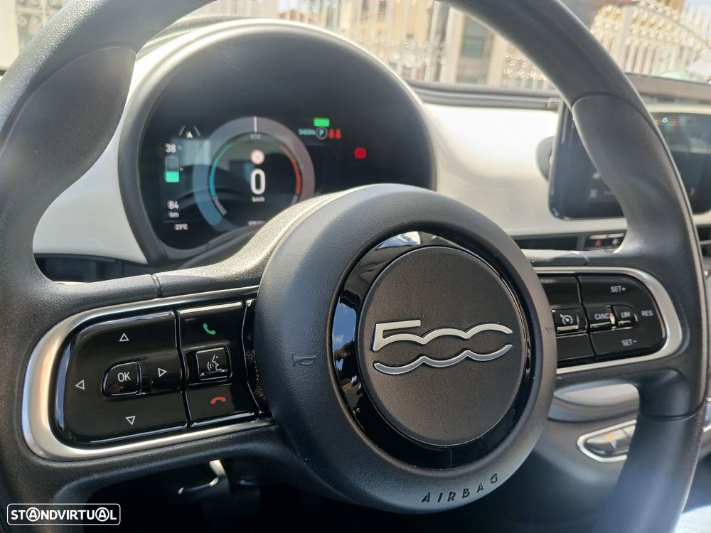 Fiat 500e 42kWh Pop - 34