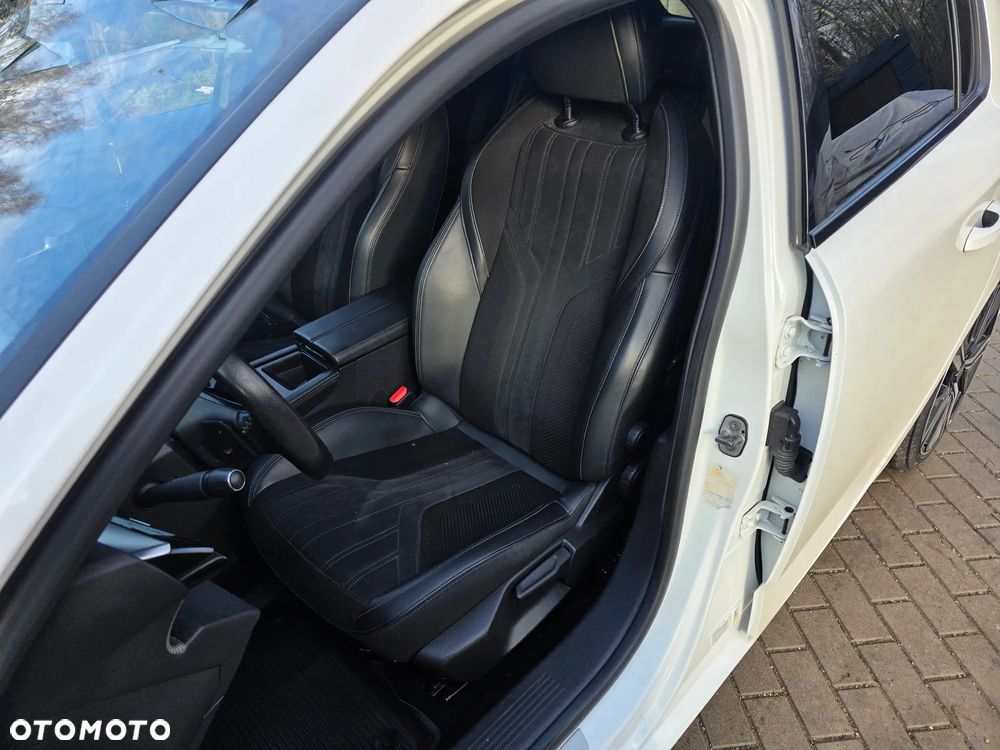 Peugeot 308 1.2 PureTech GT S&S EAT8 - 10