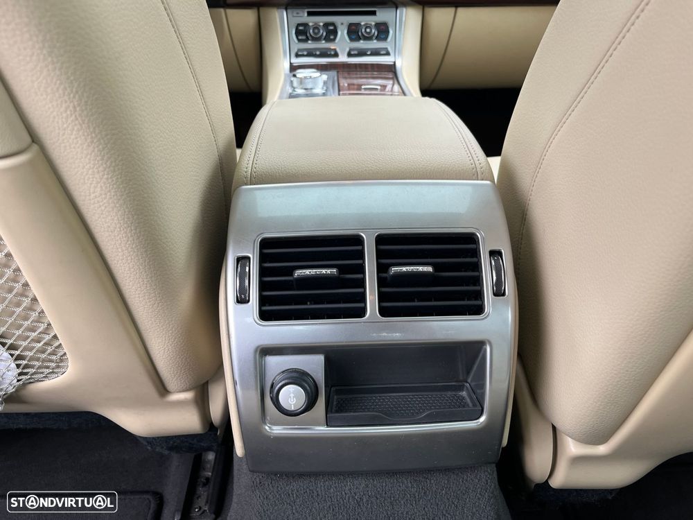 Jaguar XF 2.2 D Luxury - 37