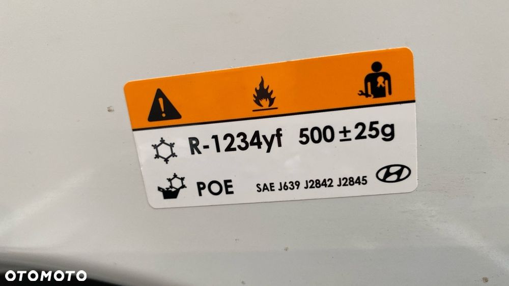 Hyundai Kona 1.6 GDI Hybrid Premium DCT - 24