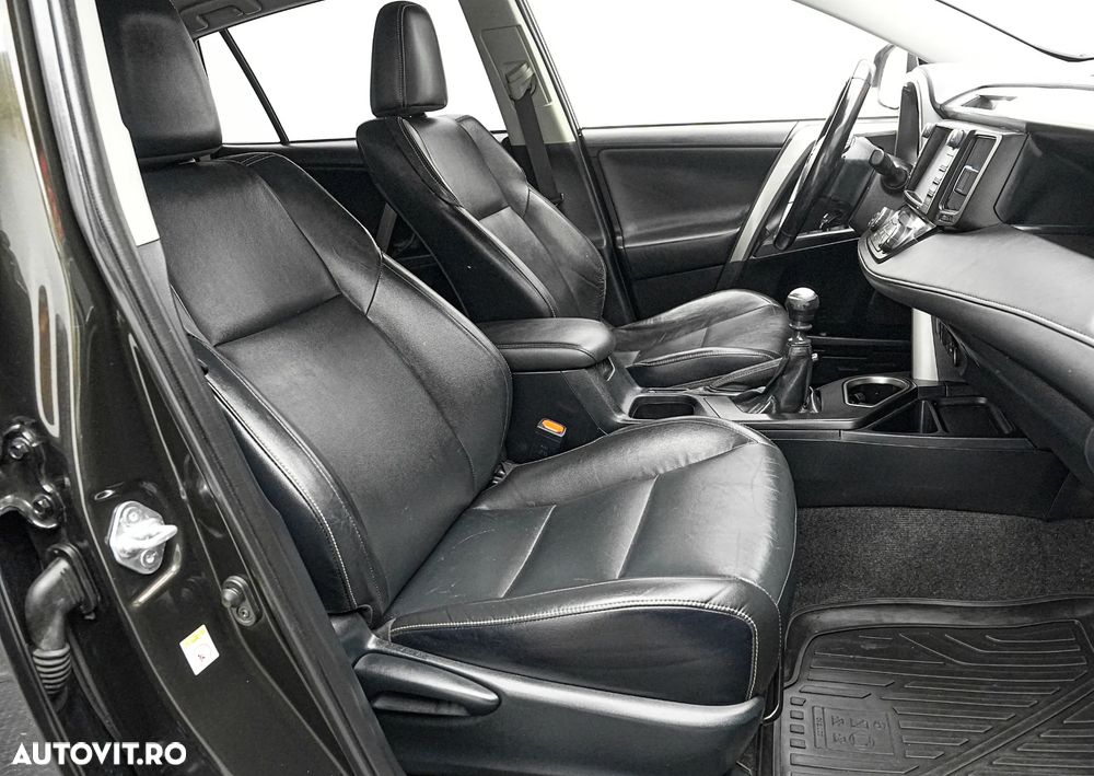 Toyota RAV4 2.0 D-4D 4x2 Start-Stop Edition S+ - 15