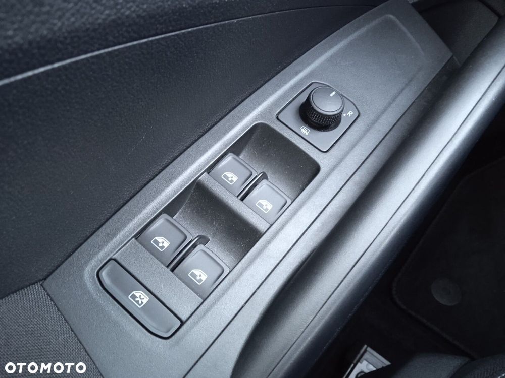 Skoda Fabia 1.0 TSI Selection DSG - 20