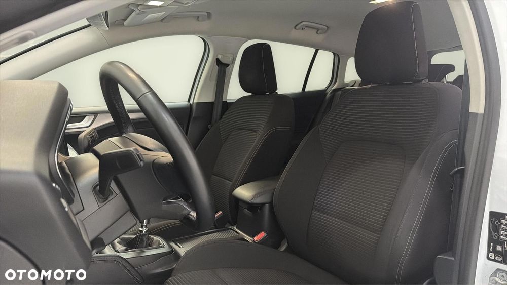 Ford Focus 1.0 EcoBoost mHEV Titanium X - 13