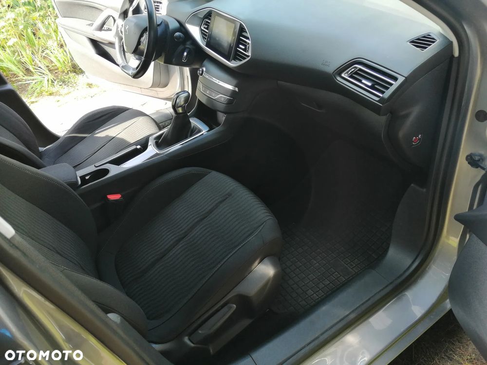 Peugeot 308 1.2 PureTech Access S&S - 22