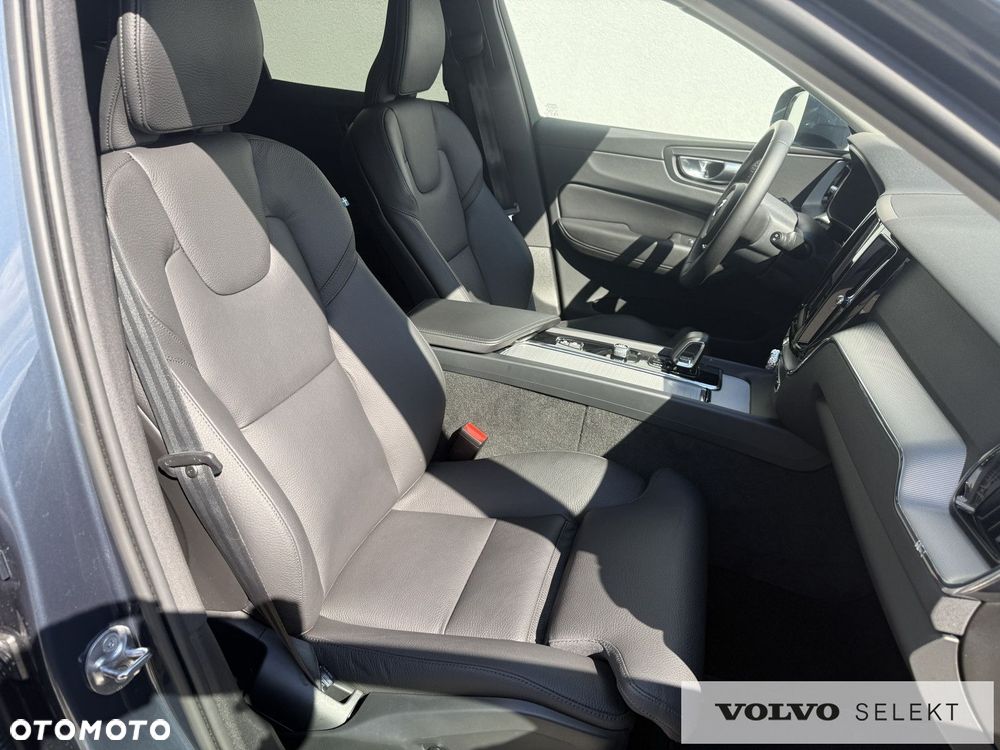 Volvo XC 60 - 31