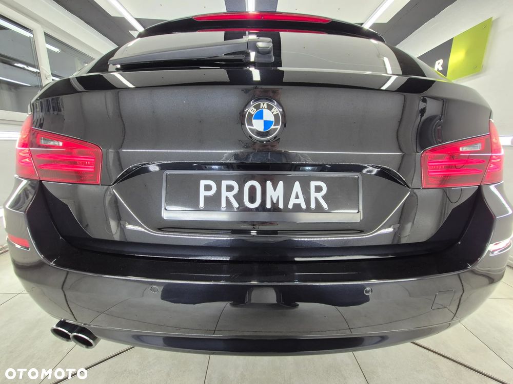 BMW Seria 5 518d - 12