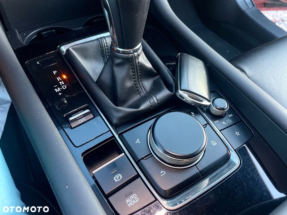 Mazda 3 e-SKYACTIV-G 122 M HYBRID DRIVE EXCLUSIVE-LINE - 27