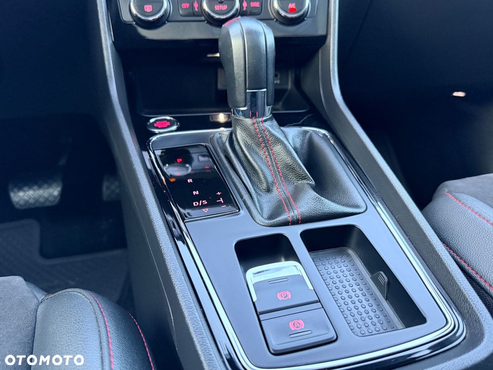 Seat Leon 2.0 TDI FR S&S DSG - 26