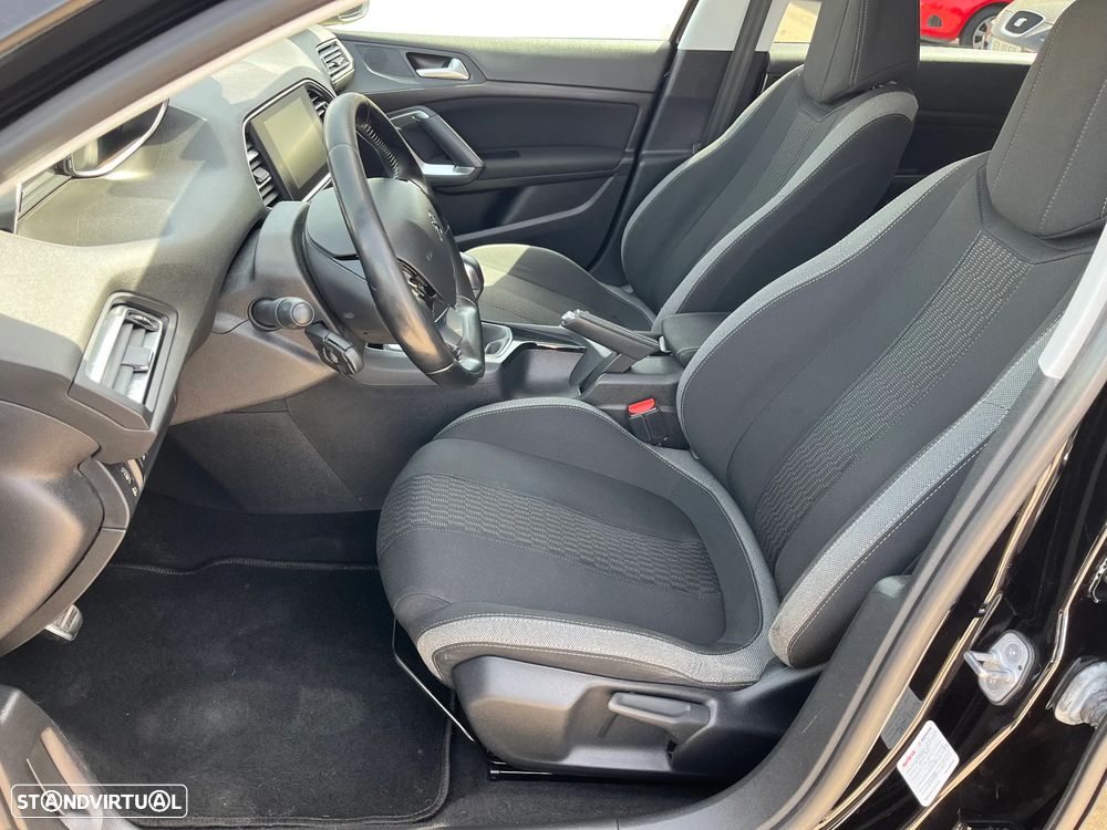 Peugeot 308 SW 1.6 BlueHDi Style - 11