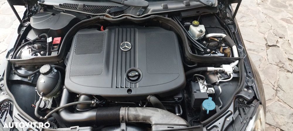 Mercedes-Benz C 180 CDI DPF (BlueEFFICIENCY) Avantgarde - 11