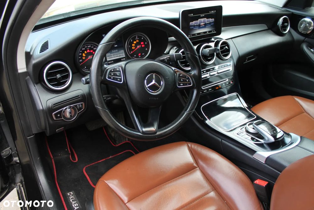 Mercedes-Benz Klasa C 180 (BlueTEC) d 7G-TRONIC Avantgarde - 7