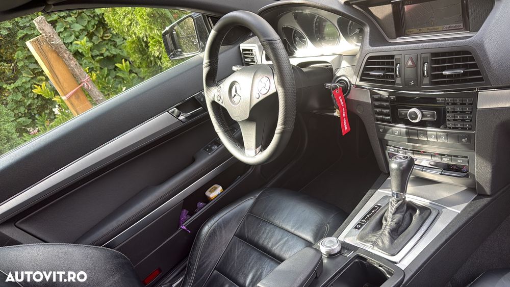 Mercedes-Benz E 250 CGI Cabrio BlueEFFICIENCY Automatik Elegance - 12
