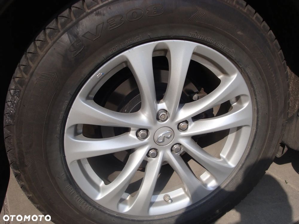 Infiniti FX FX35 - 14