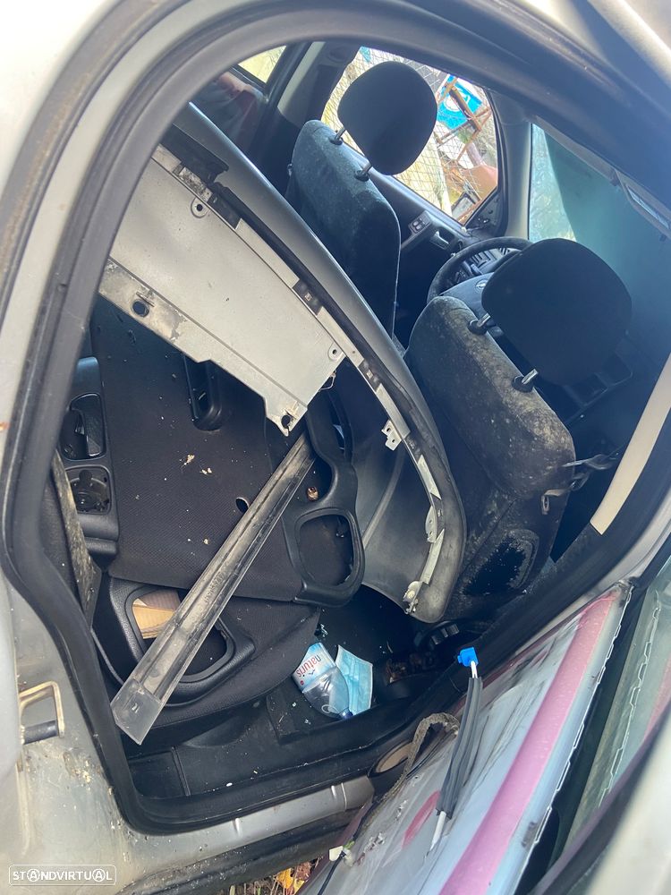 Opel Astra 1.2 Club - 23