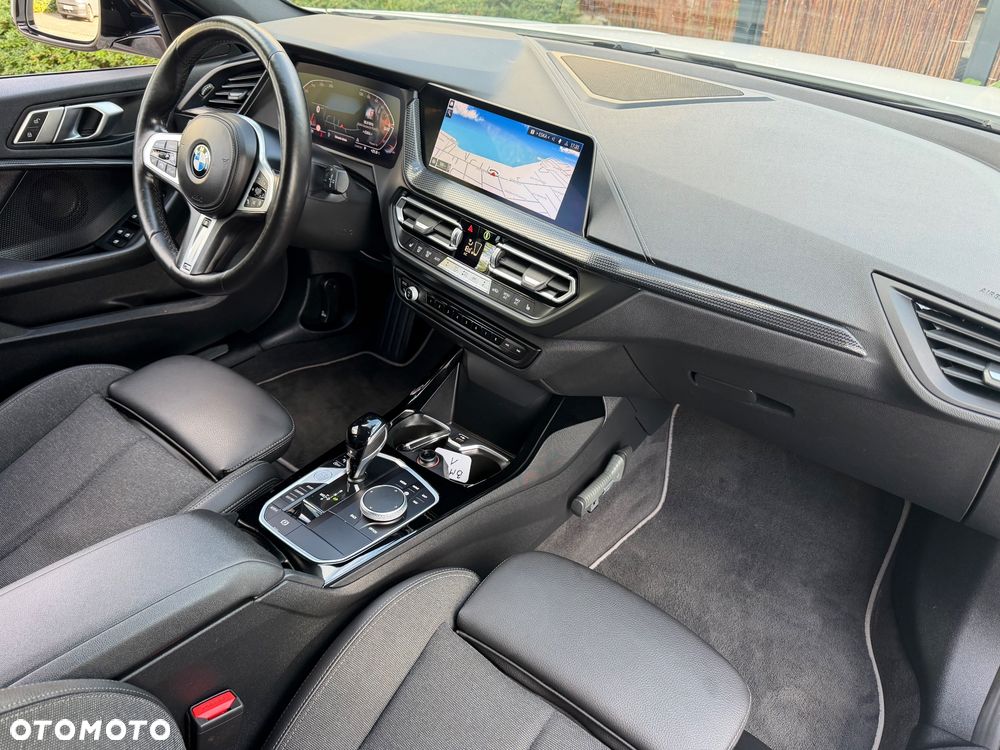BMW Seria 1 118i M Sport Shadow - 28