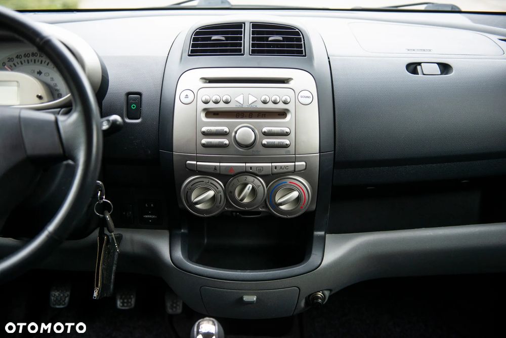 Daihatsu Sirion 1.3 CooLine - 28