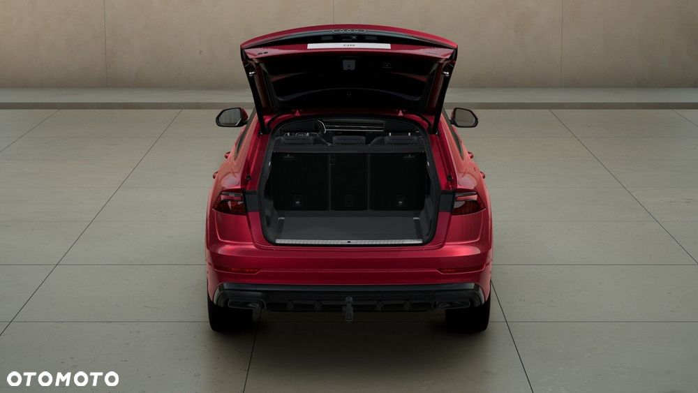 Audi Q8 - 8