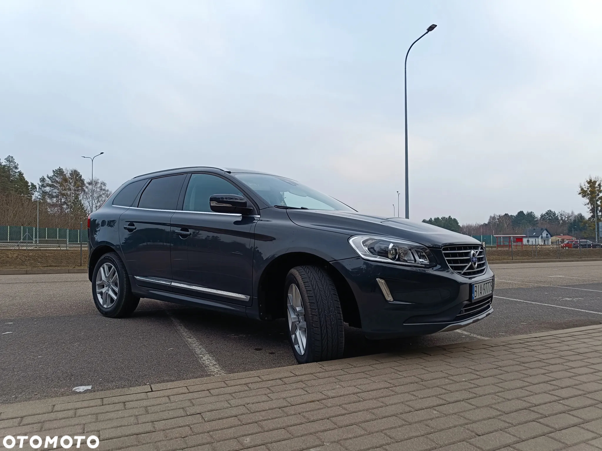 Volvo XC 60 D4 AWD Geartronic Summum - 5