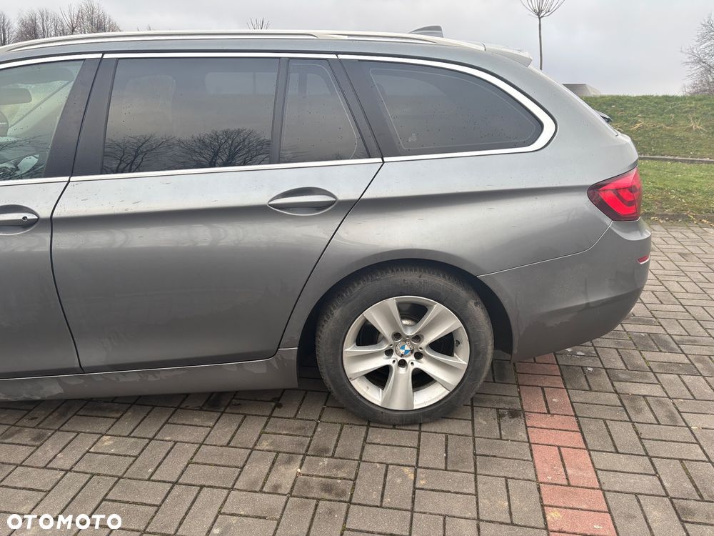 BMW Seria 5 520d Sport-Aut - 17