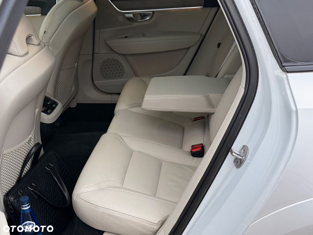 Volvo V90 Cross Country B5 D AWD Ultimate - 18