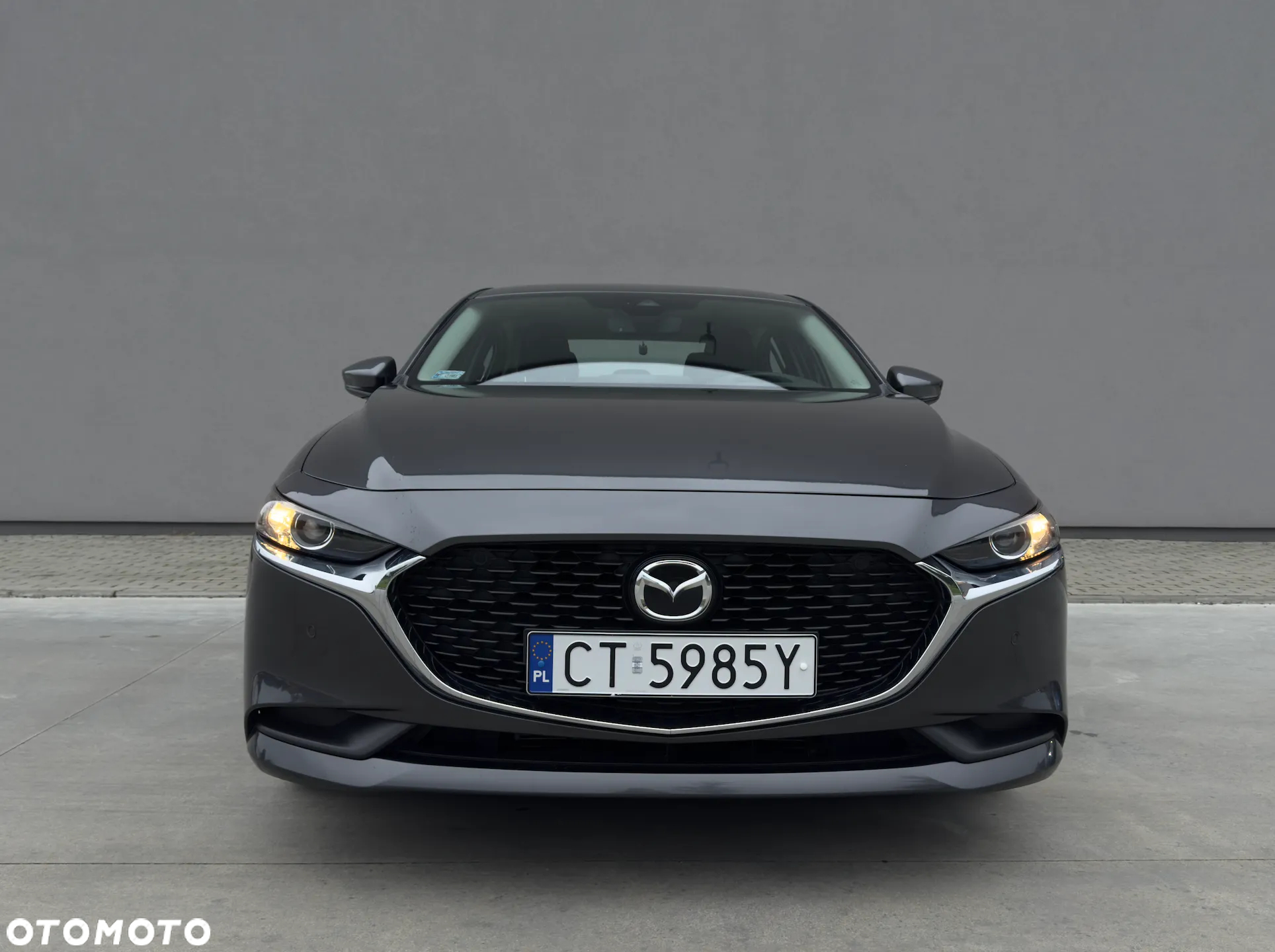 Mazda 3 - 8