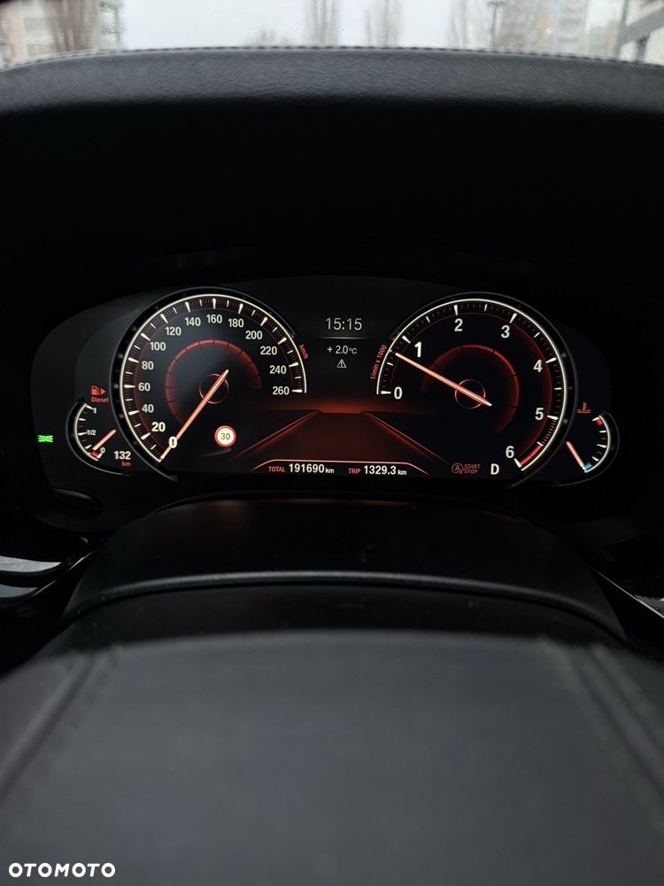 BMW Seria 5 530d Luxury Line - 14