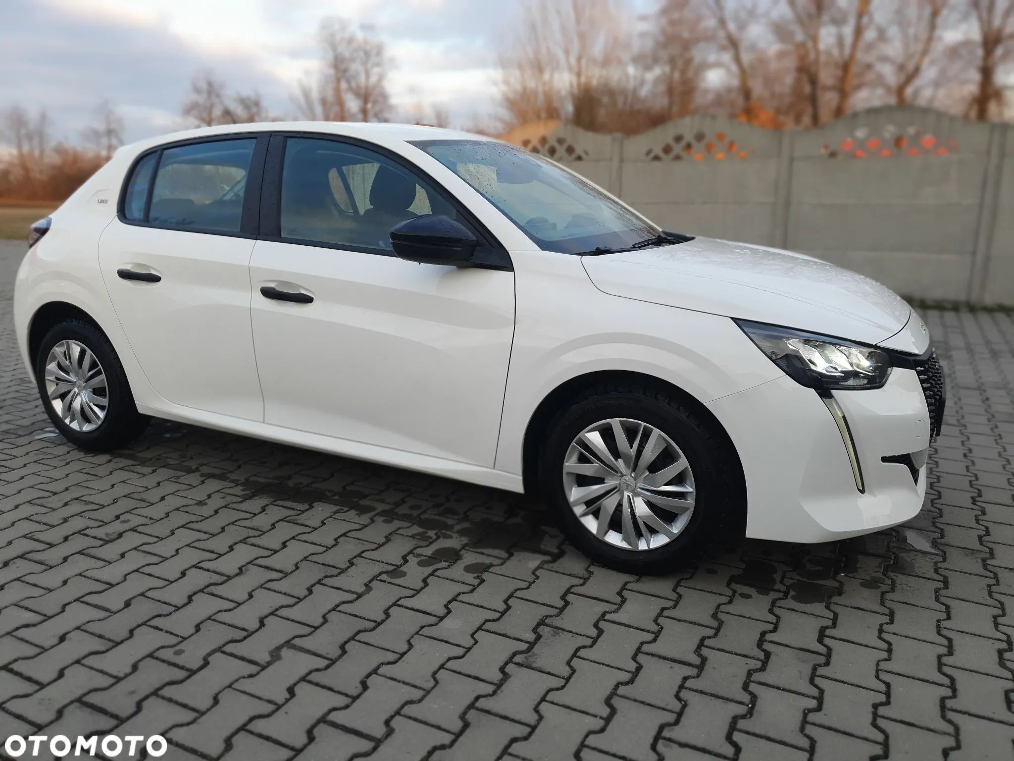 Peugeot 208 1.2 PureTech Like S&S - 1