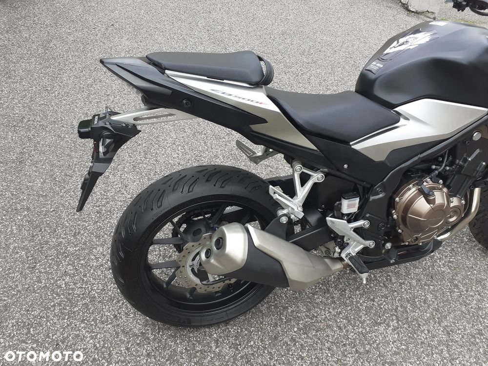 Honda CB - 12